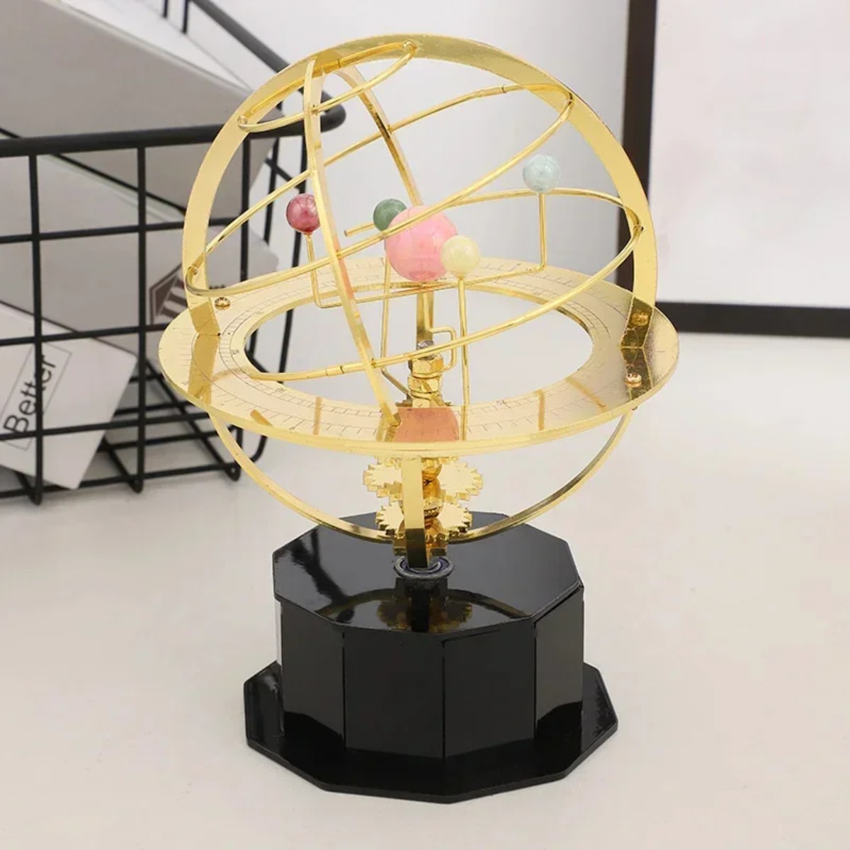 Mechanical Solar System Model  - огляд і ціна Solar System Orrery